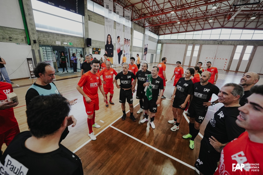 Queima das Fitas do Porto junta estudantes, Governo e autarquia em jogo solidário