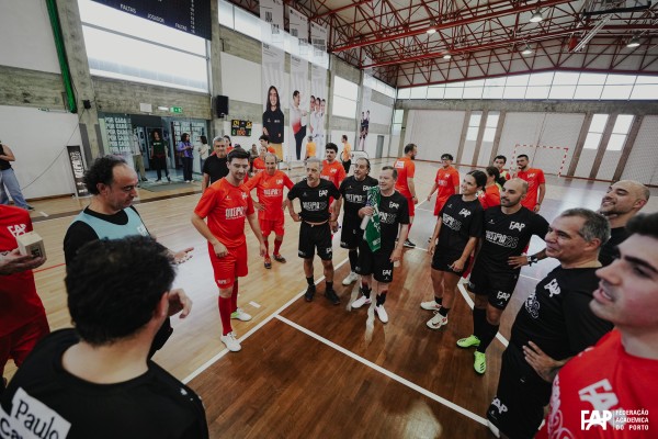 Queima das Fitas do Porto junta estudantes, Governo e autarquia em jogo solidário